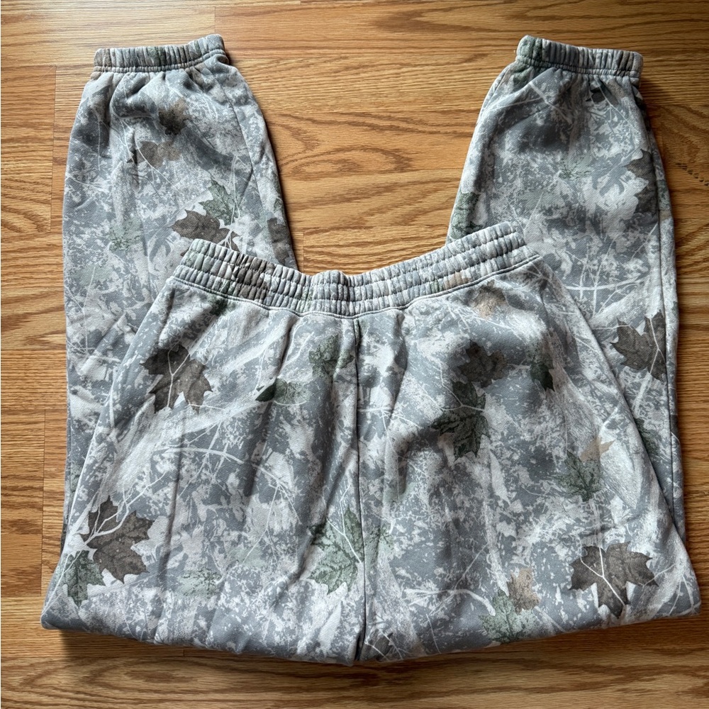 Abercrombie Camouflage Jogger Pants - Picture 3 of 5